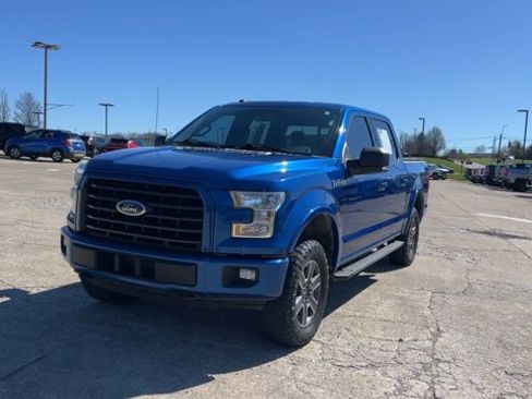 Used 2017 Ford F150 XLT w/ Equipment Group 302A Luxury image 4