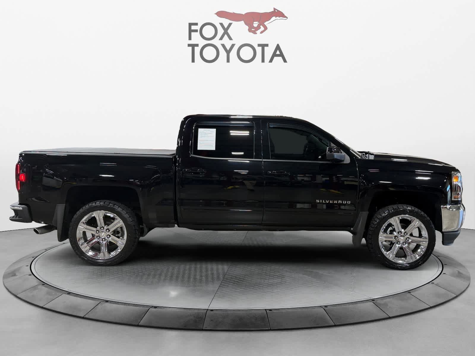 Used 2018 Chevrolet Silverado 1500 LT w/ LPO, Chrome Package AWD/4WD image 7