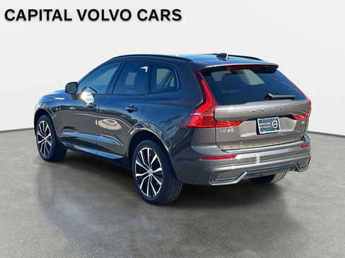 Certified 2023 Volvo XC60 B5 Plus w/ Climate Package image 7