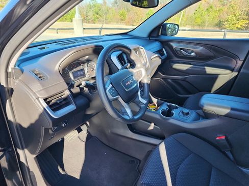 Certified 2023 GMC Terrain SLE image 11