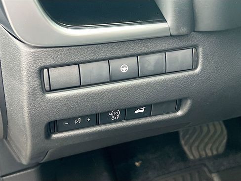 New 2026 Nissan Rogue SV AWD/4WD image 10