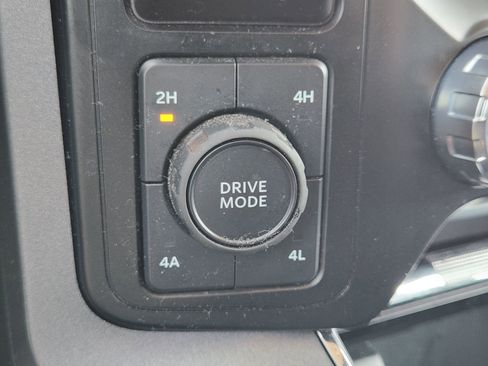 Used 2023 Ford F150 Lariat image 24