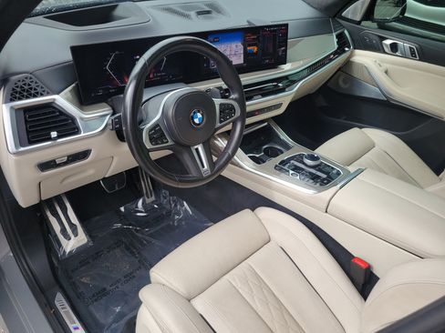 Certified 2023 BMW X7 M60i w/ Executive Package AWD/4WD image 21