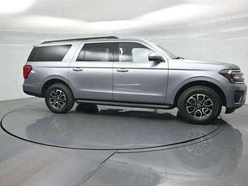 Certified 2024 Ford Expedition Max XLT image 33