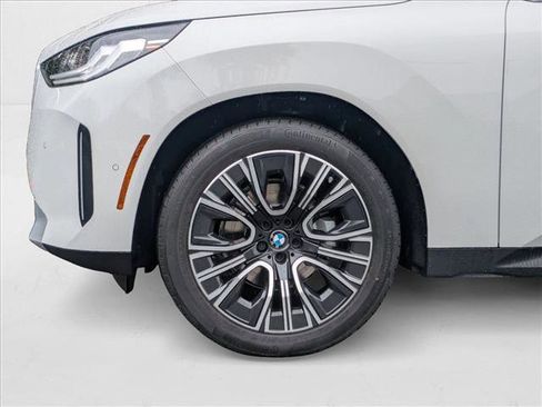 Used 2025 BMW X3 xDrive30i w/ Convenience Package image 10