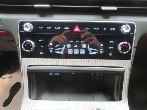 New 2026 Genesis GV80 3.5T Prestige image 18