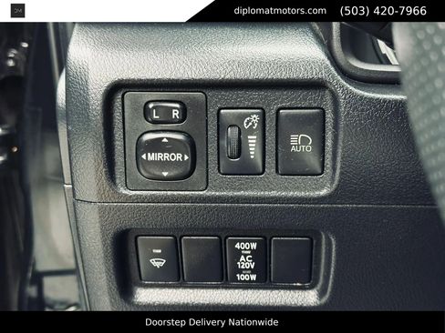 Used 2020 Toyota 4Runner Venture w/ Moonroof Package AWD/4WD image 32