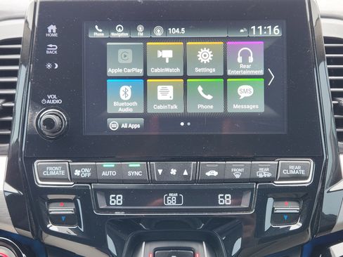 Used 2018 Honda Odyssey Elite image 17