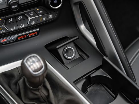 Used 2019 Chevrolet Corvette Z06 RWD image 67