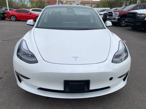 Used 2023 Tesla Model 3 Standard Range image 2