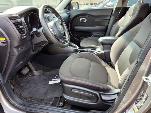 Used 2016 Kia Soul w/ Convenience Package image 8
