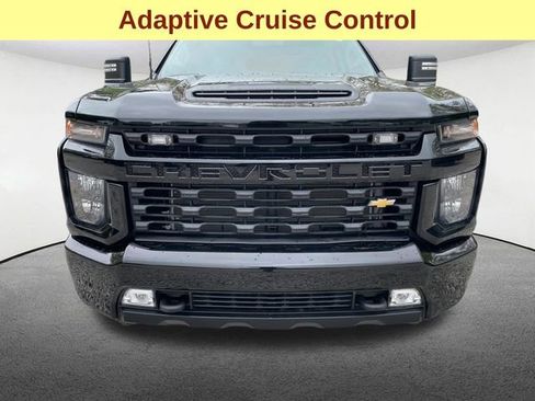 Used 2022 Chevrolet Silverado 2500 Custom w/ Custom Value Package AWD/4WD image 4