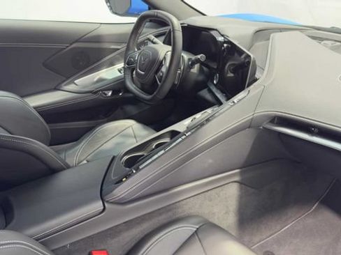 Used 2025 Chevrolet Corvette Stingray Coupe w/ 1LT RWD image 14