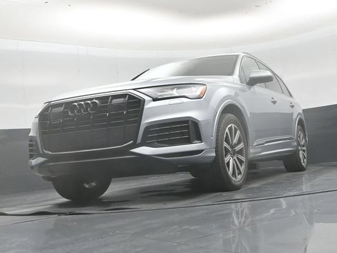 Used 2023 Audi Q7 2.0T Premium Plus w/ Premium Plus Package AWD/4WD image 43