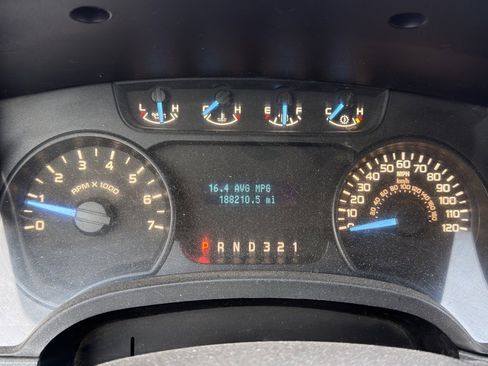 Used 2011 Ford F150 XL w/ Communications Pkg image 8