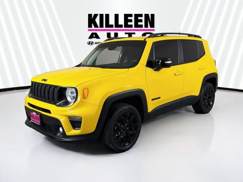 Used 2023 Jeep Renegade Altitude AWD/4WD image 3
