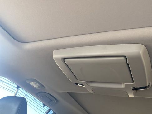 Used 2021 Honda Pilot Elite image 11