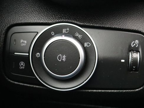 Used 2017 Alfa Romeo Giulia AWD image 20