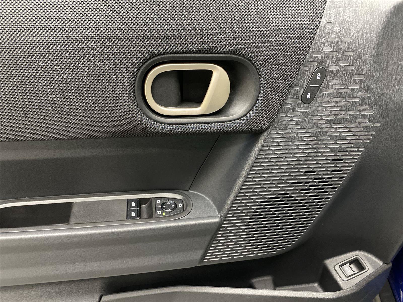 Used 2025 MINI Cooper S FWD image 19