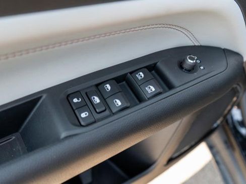 New 2026 Jeep Compass Limited AWD/4WD image 15