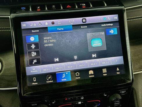 Used 2024 Jeep Grand Cherokee Limited 4xe image 18