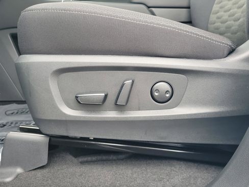 New 2025 Nissan Pathfinder SV image 21