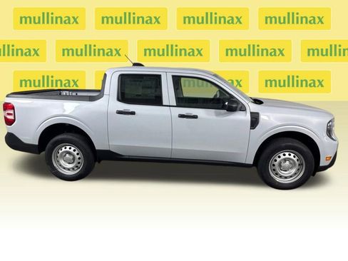 New 2026 Ford Maverick XL image 21