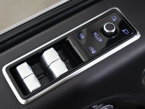 Used 2021 Land Rover Range Rover SV Autobiography Dynamic image 43