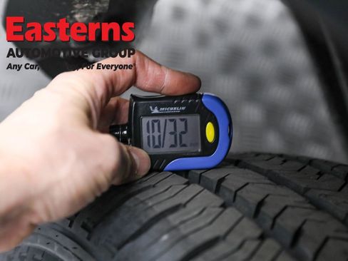 Used 2023 Ford Transit 350 XLT RWD image 28