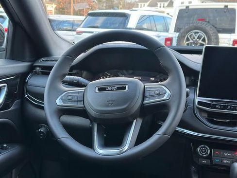 New 2026 Jeep Compass Limited AWD/4WD image 17