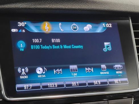 Used 2019 Buick Encore Essence w/ Experience Buick Package AWD/4WD image 34