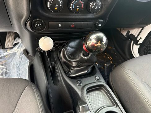Used 2016 Jeep Wrangler Unlimited Sport w/ Dual Top Group AWD/4WD image 15