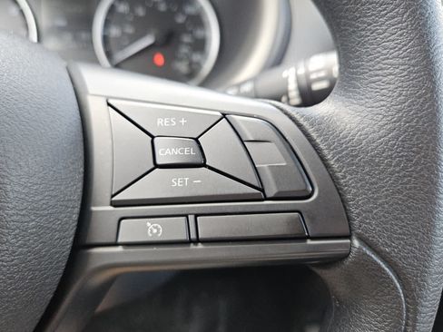 Used 2025 Nissan Kicks Play S FWD image 13