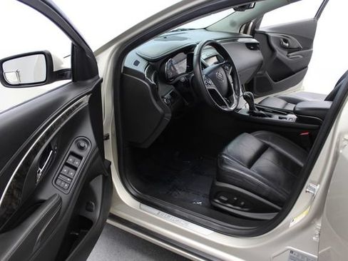 Used 2016 Buick LaCrosse Leather FWD image 13