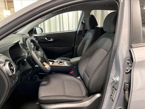 Used 2023 Hyundai Kona SE w/ Cargo Package FWD image 10