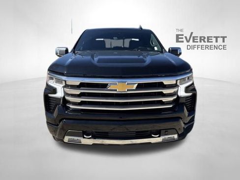 New 2026 Chevrolet Silverado 1500 High Country image 2