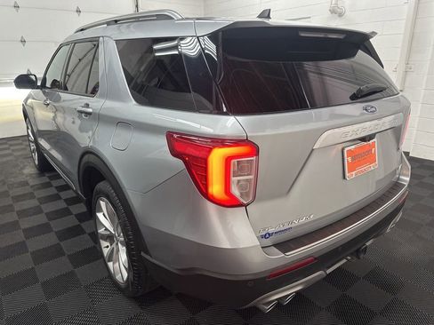 Used 2022 Ford Explorer Platinum w/ Equipment Group 601A AWD/4WD image 7