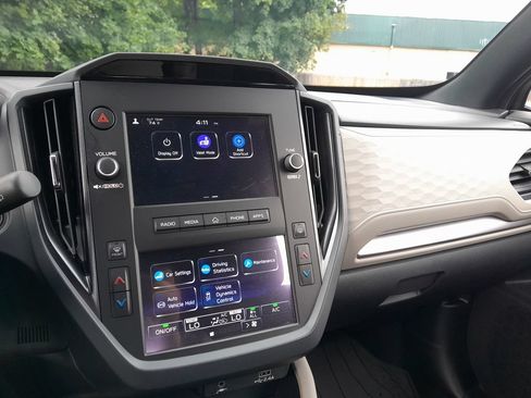 Certified 2025 Subaru Forester AWD/4WD image 23