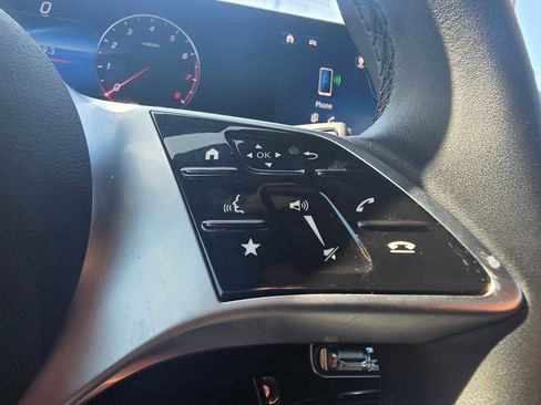 Used 2025 Mercedes-Benz CLA 250 image 32