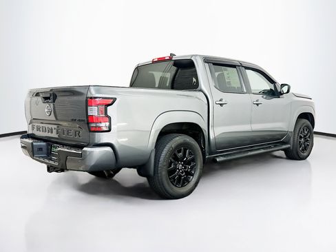 Used 2023 Nissan Frontier SV w/ Midnight Edition Package AWD/4WD image 9