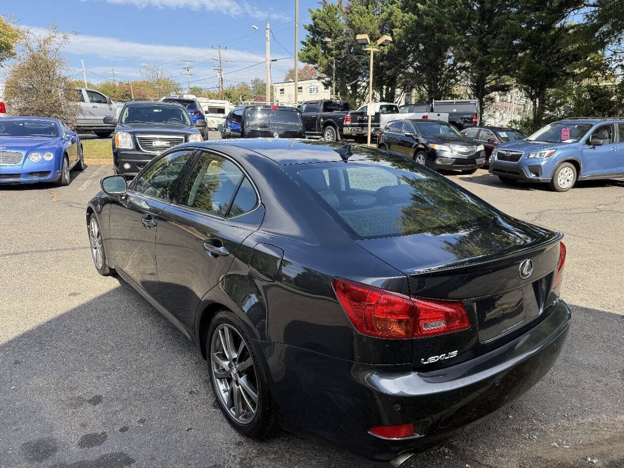 Used 2008 Lexus IS 350 RWD image 3
