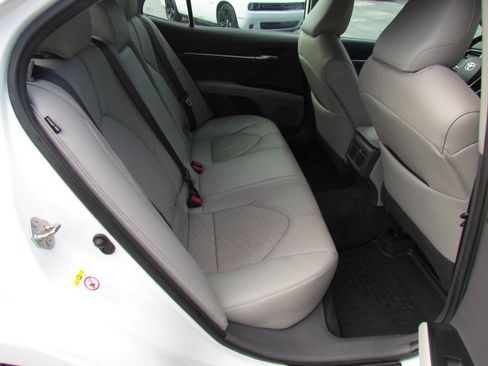 Used 2019 Toyota Camry XSE w/ Driver Assist Package FWD image 15