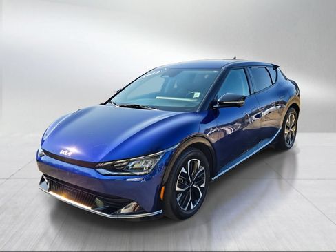 Used 2023 Kia EV6 Wind w/ Wind Technology Package AWD/4WD image 7
