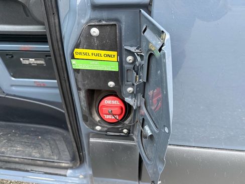 Used 2019 Mercedes-Benz Sprinter 144 image 51