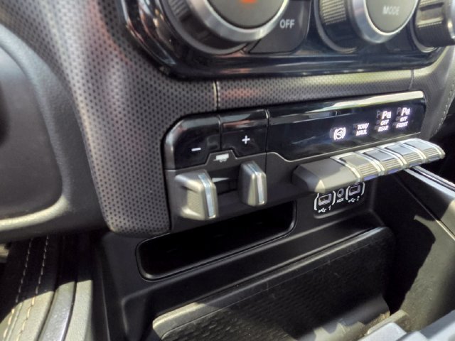 Used 2023 RAM 2500 Limited w/ Towing Technology Group AWD/4WD image 36