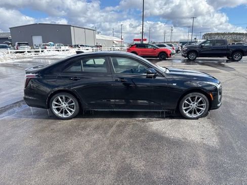 Used 2022 Cadillac CT4 Sport image 2