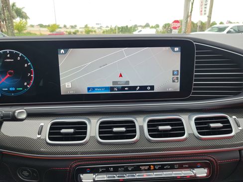 Used 2023 Mercedes-Benz GLE 53 AMG 4MATIC Coupe image 10