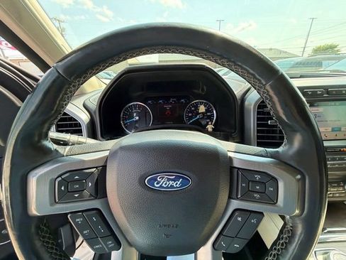 Used 2019 Ford Expedition Platinum AWD/4WD image 8