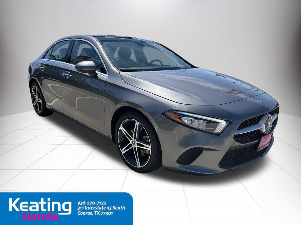 Used 2021 Mercedes-Benz A 220 w/ Premium Package image 5