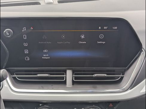 New 2026 Chevrolet Trax LT w/ LT Convenience Package FWD image 23